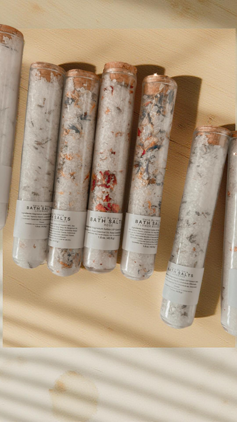 Test Tube Floral Salt Soak