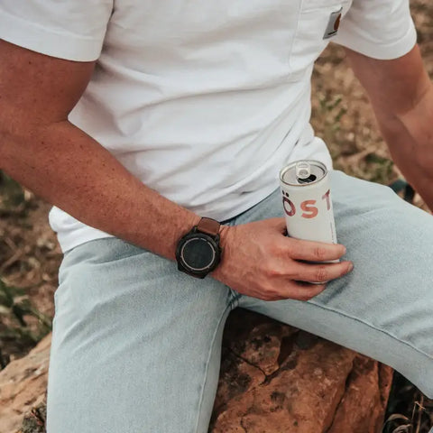 TÖST Rosé Can Case