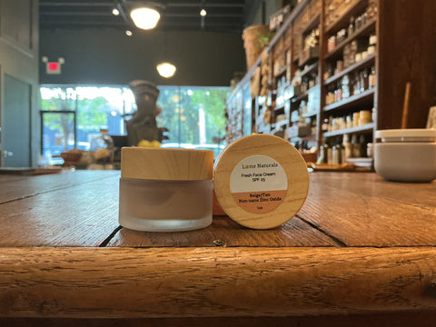 Fresh Face SPF Light by Lotte Naturals