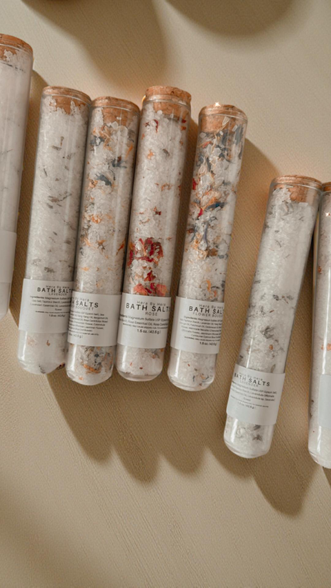 Test Tube Floral Salt Soak