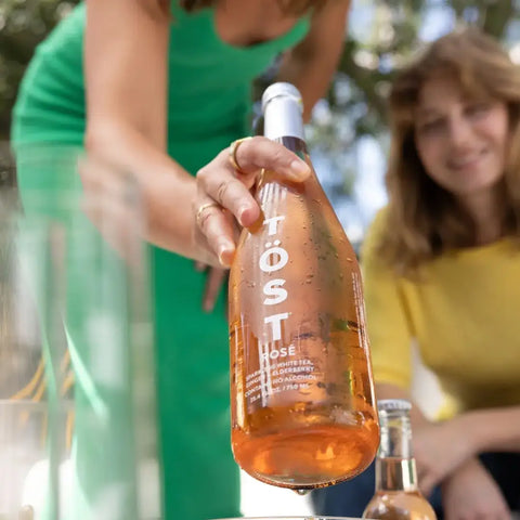 TÖST Non-Alcoholic Sparkling Beverage - Rosé